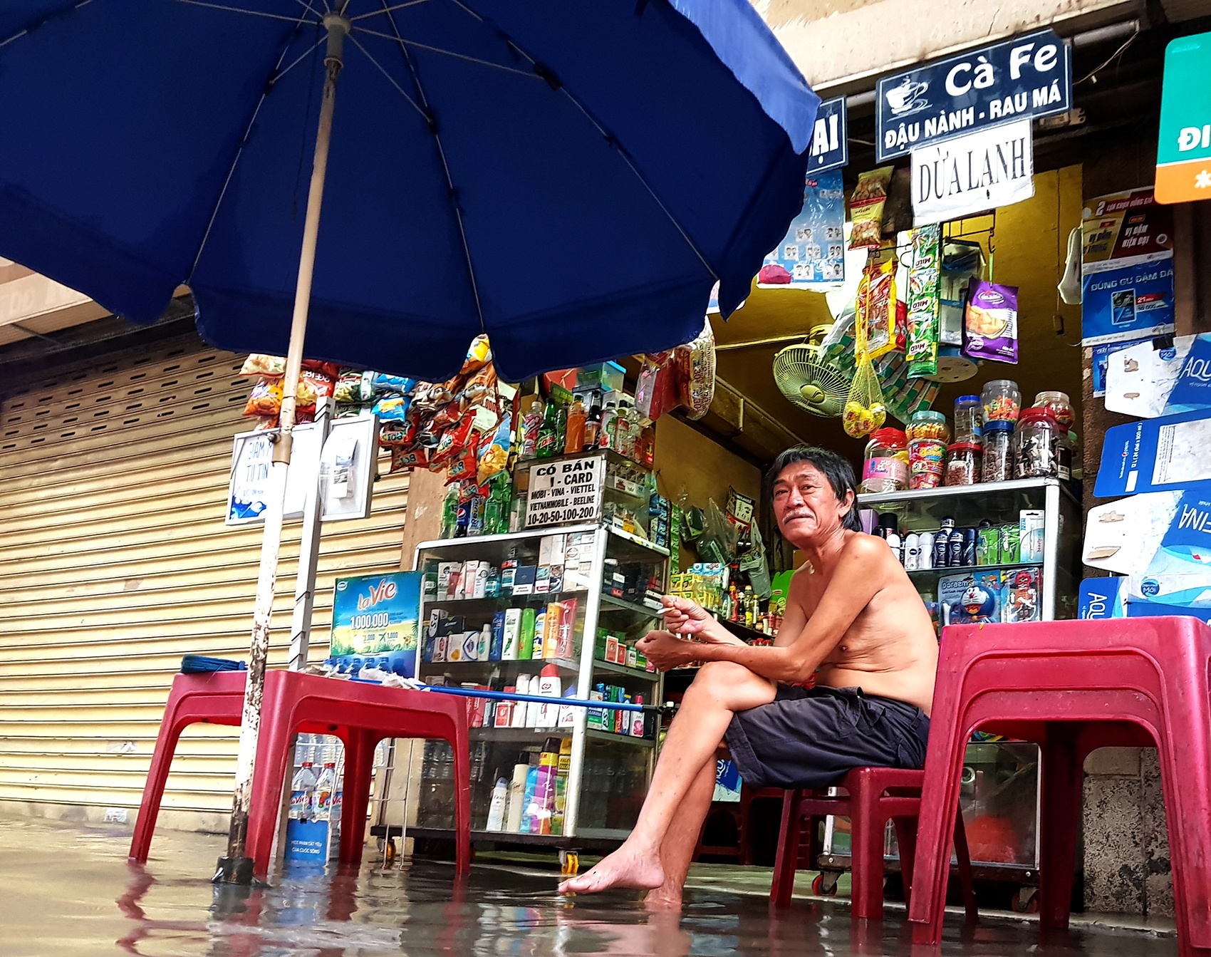 Dan kho so vi nuoc ngap giua trung tam Sai Gon hinh anh