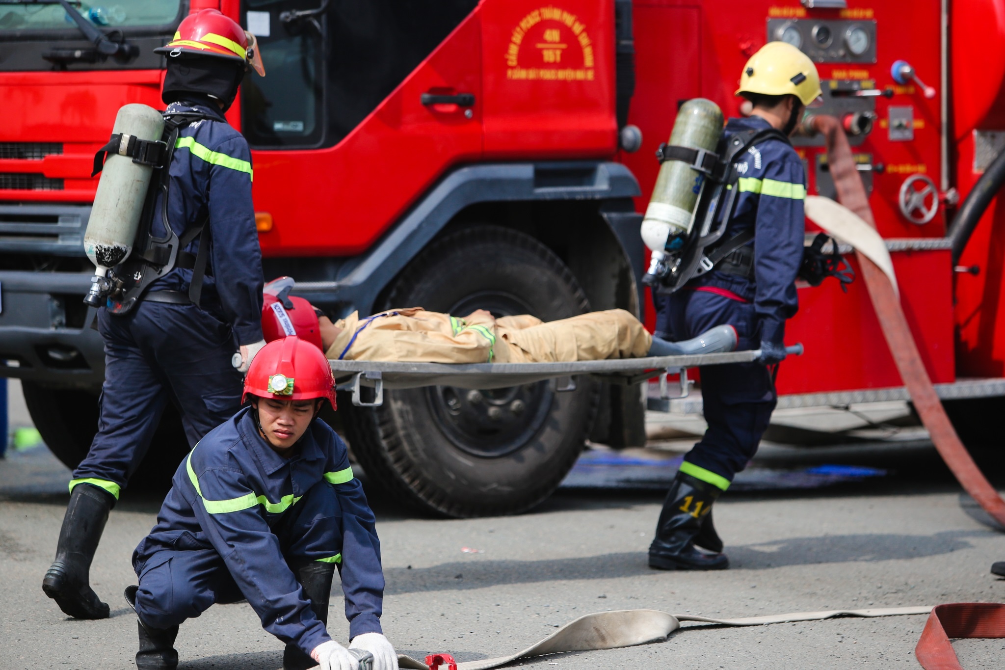 dien tap chua chay tong kho xang anh 6