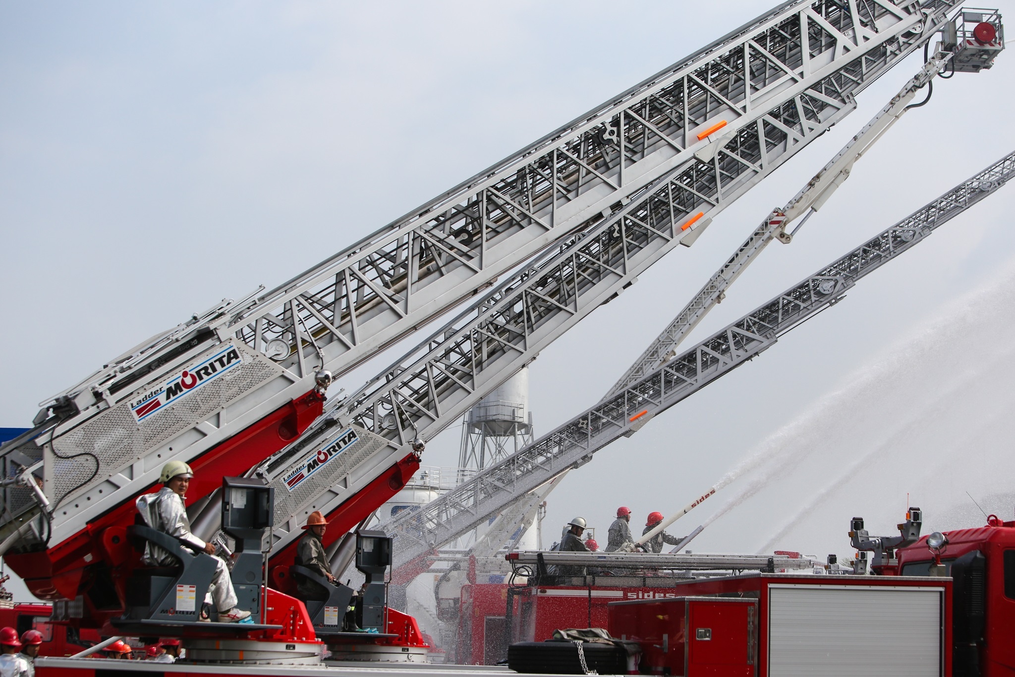 dien tap chua chay tong kho xang anh 8