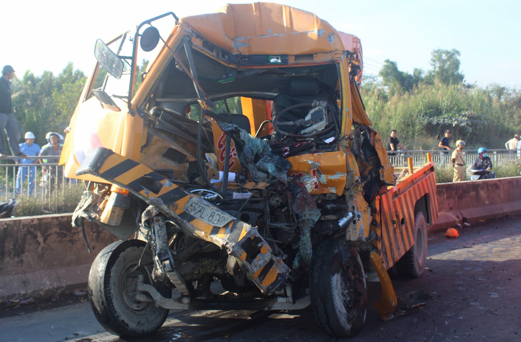 tai nạn chết người dốc cầu phú mỹ ảnh 1 tai nan chet nguoi doc cau phu my anh 1