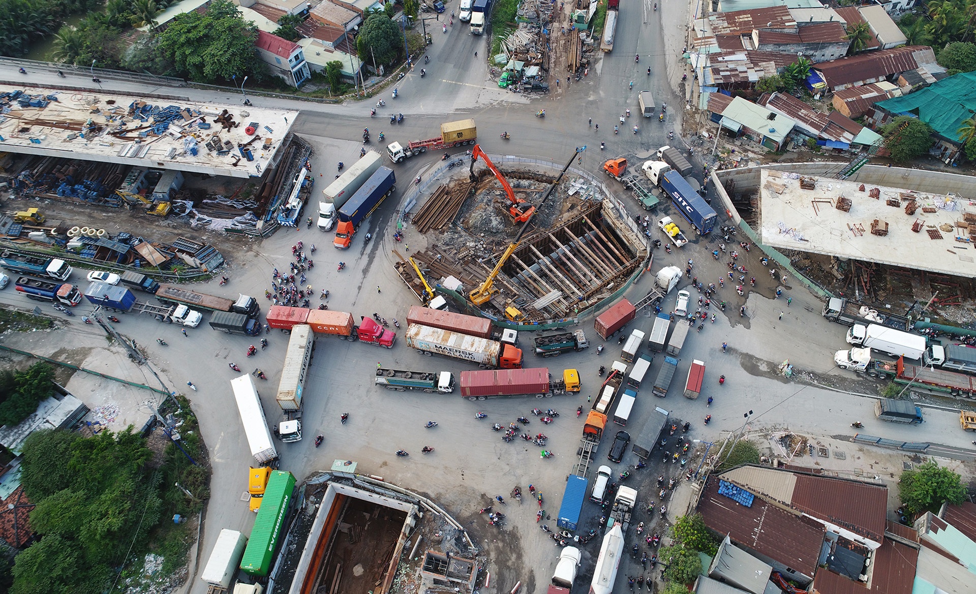 Doan duong 8 km di mat 6 tieng o Sai Gon: Am anh vong xoay 'tu than' hinh anh