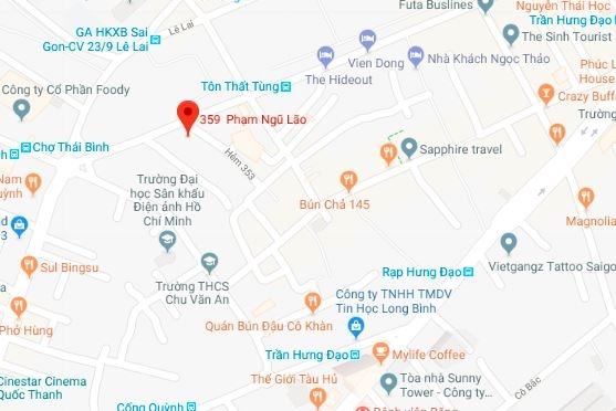 nu tiep vien kich duc cho khach anh 2