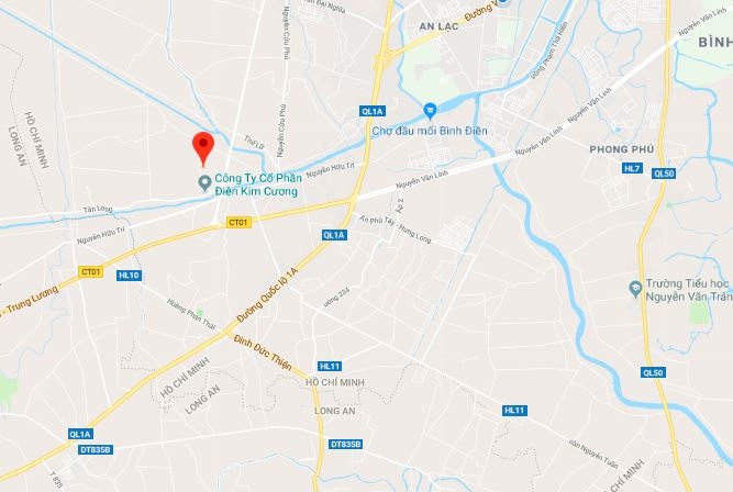 thanh nien duoi nuoc o sai gon anh 2