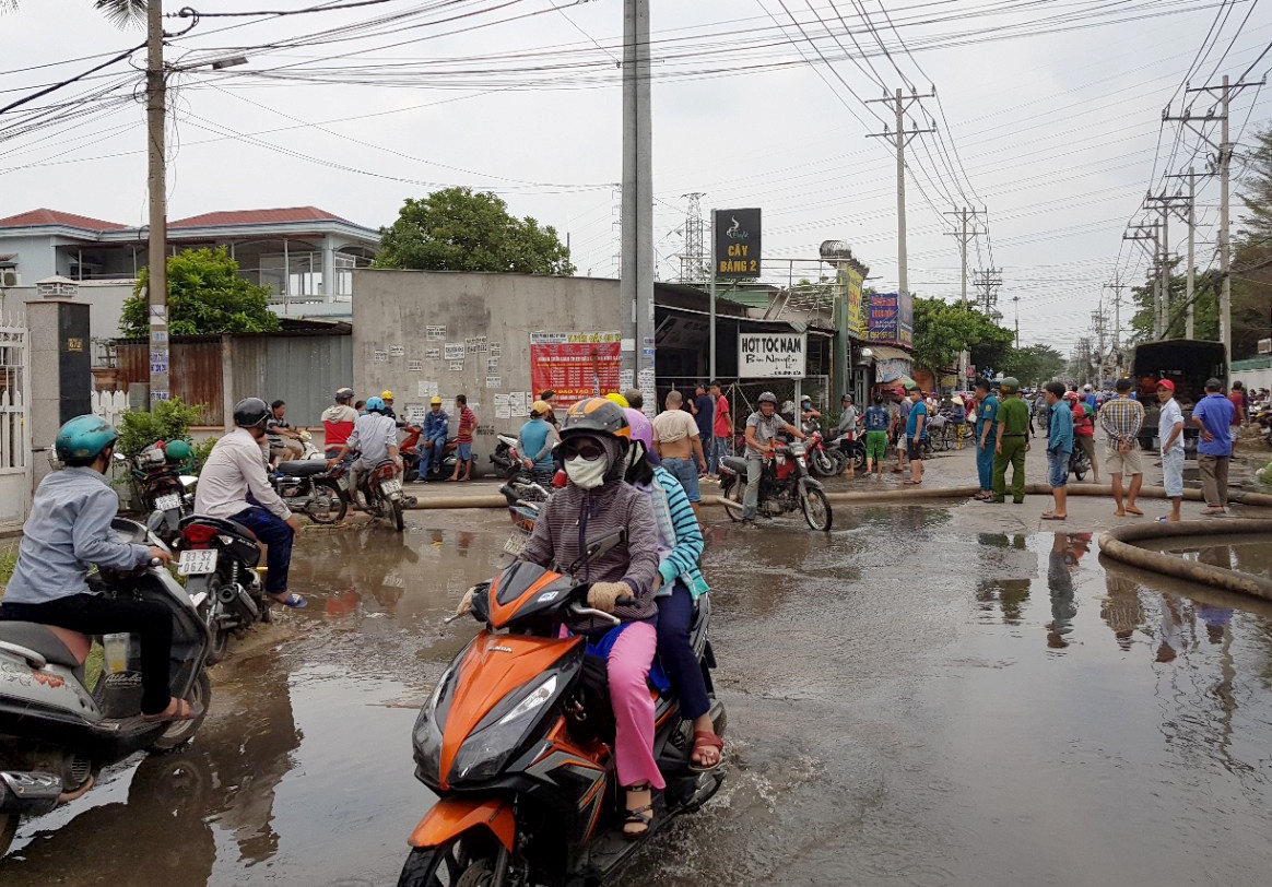 chay cong ty may mac o sai gon anh 3