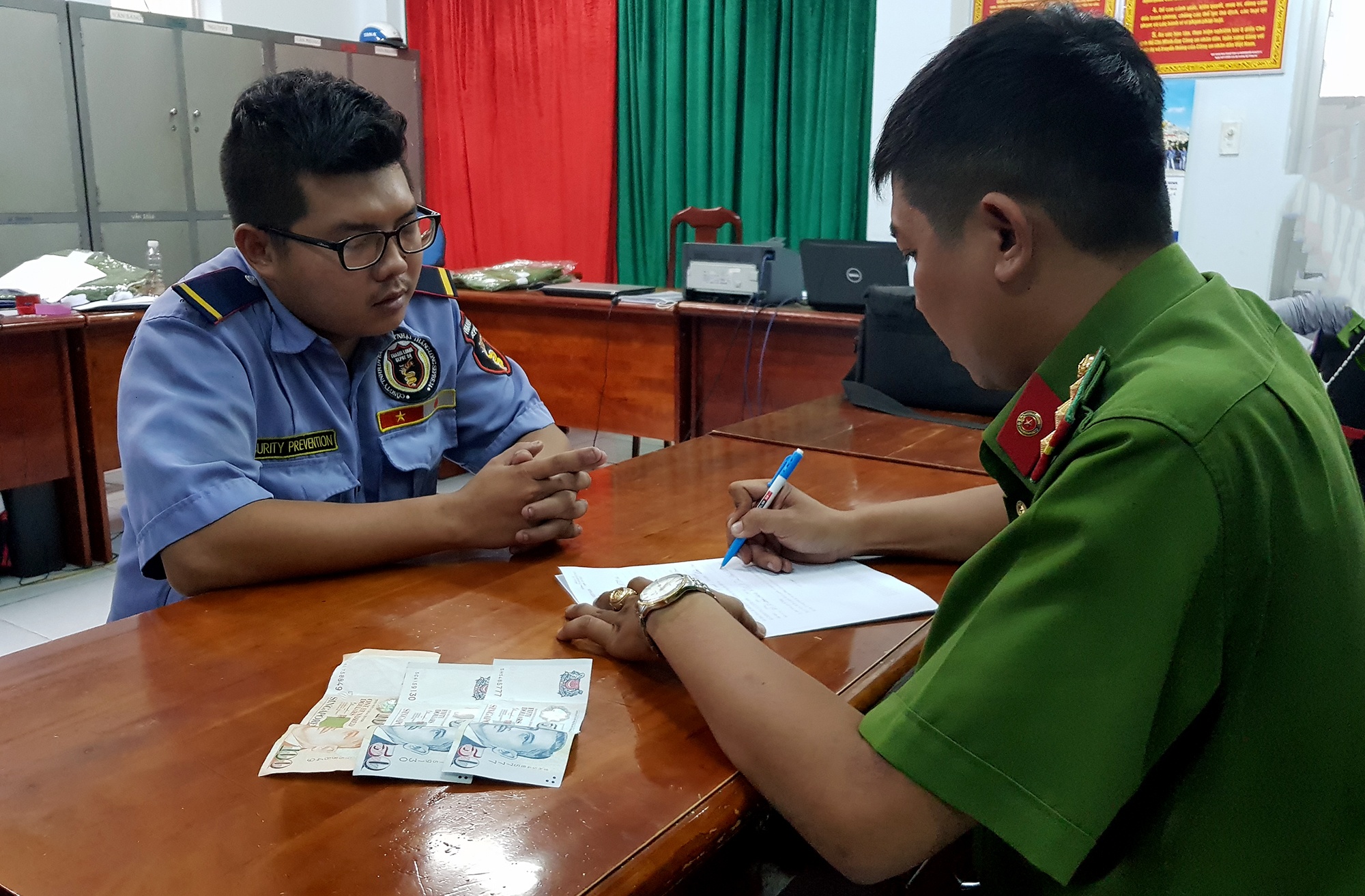 Bao ve chung cu cao cap dot nhap can ho trom gan 1,5 ty hinh anh