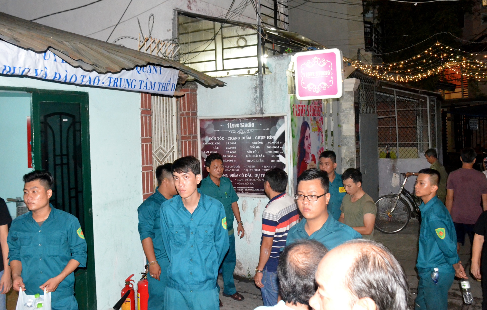 Cu ba hon 70 tuoi thiet mang trong dam chay o Sai Gon hinh anh