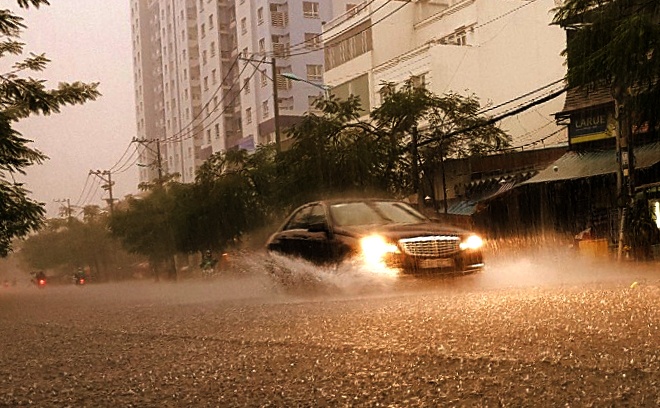 mua lon gay ngap o sai gon anh 5