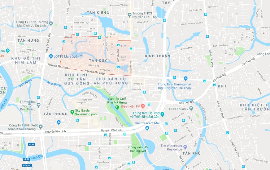 Tiep vien mac bikini anh 3