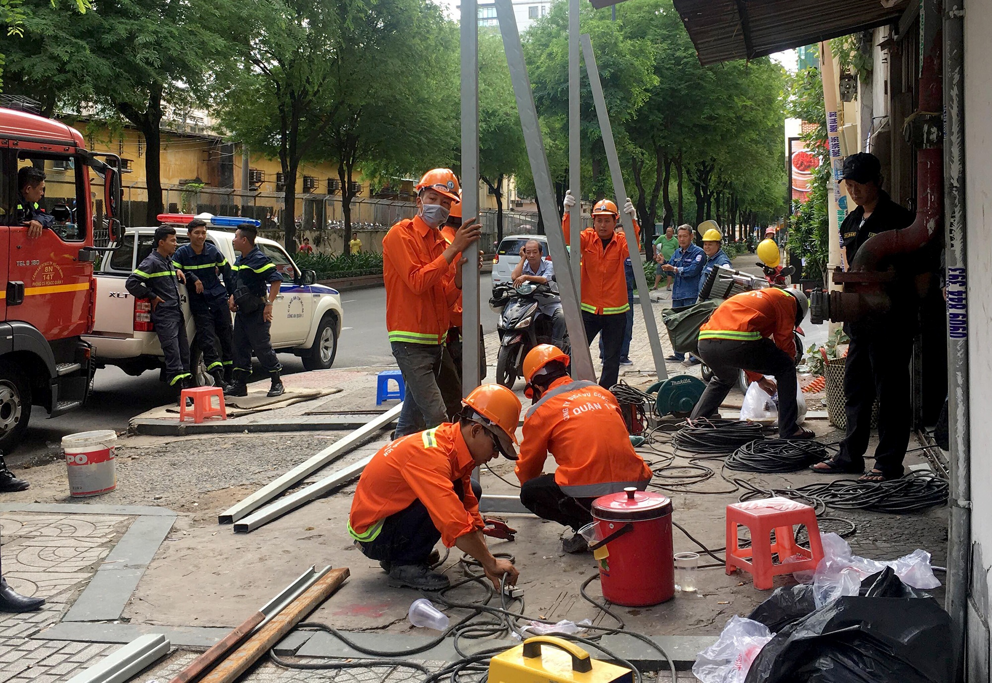 cưỡng chế chung cư cũ ở sài gòn ảnh 3 cuong che chung cu cu o sai gon anh 3