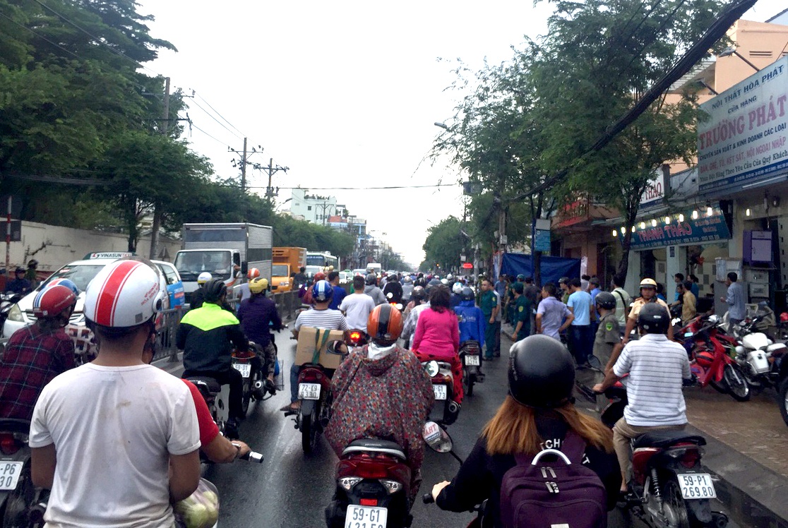 nổ tại trụ sở công an phường ảnh 1 no tai tru so cong an phuong anh 1