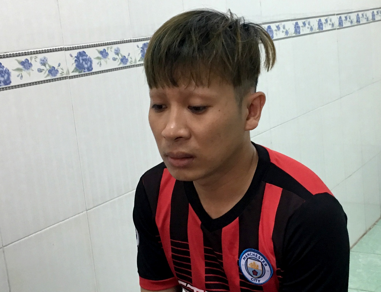 9X vuong lao ly vi 'quan he' voi be gai 10 tuoi hinh anh