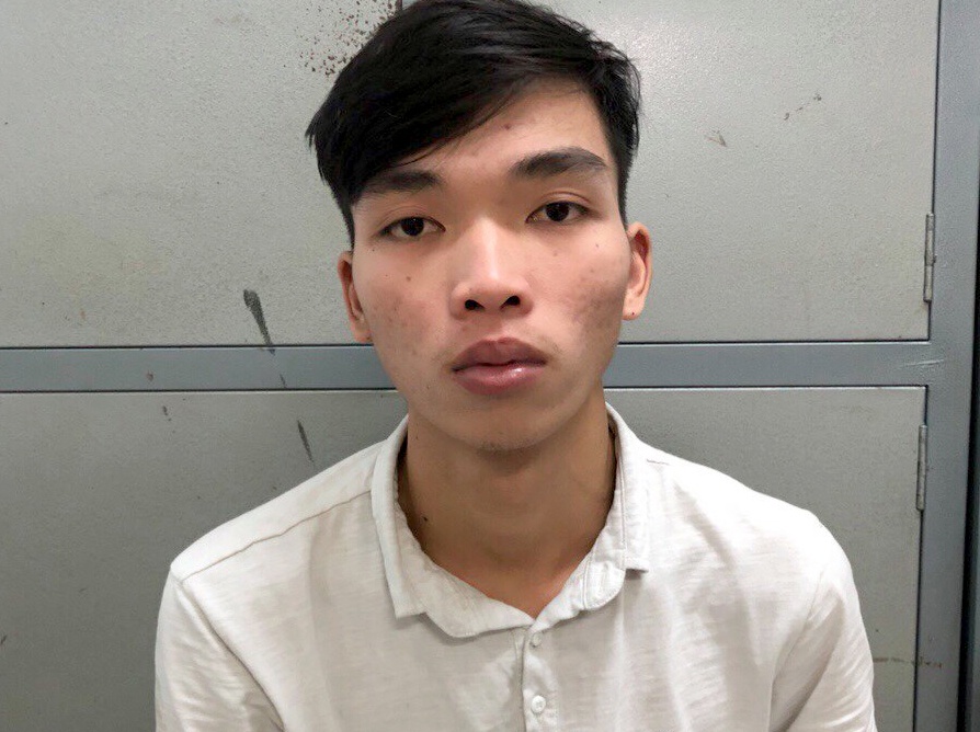 9X dot nhap phong tro, cong tay co gai o Sai Gon hinh anh