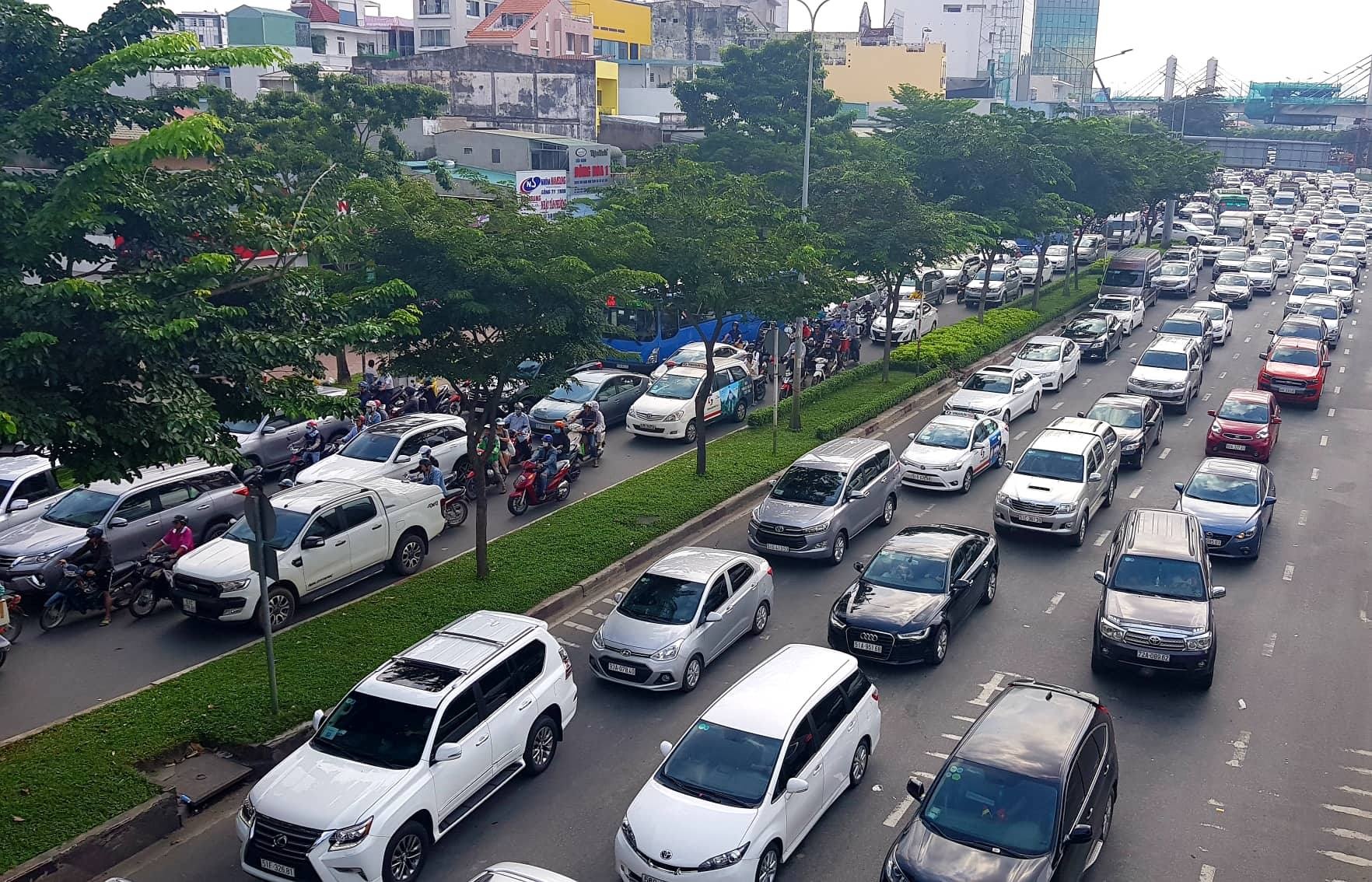 giao thong te liet o sai gon anh 5