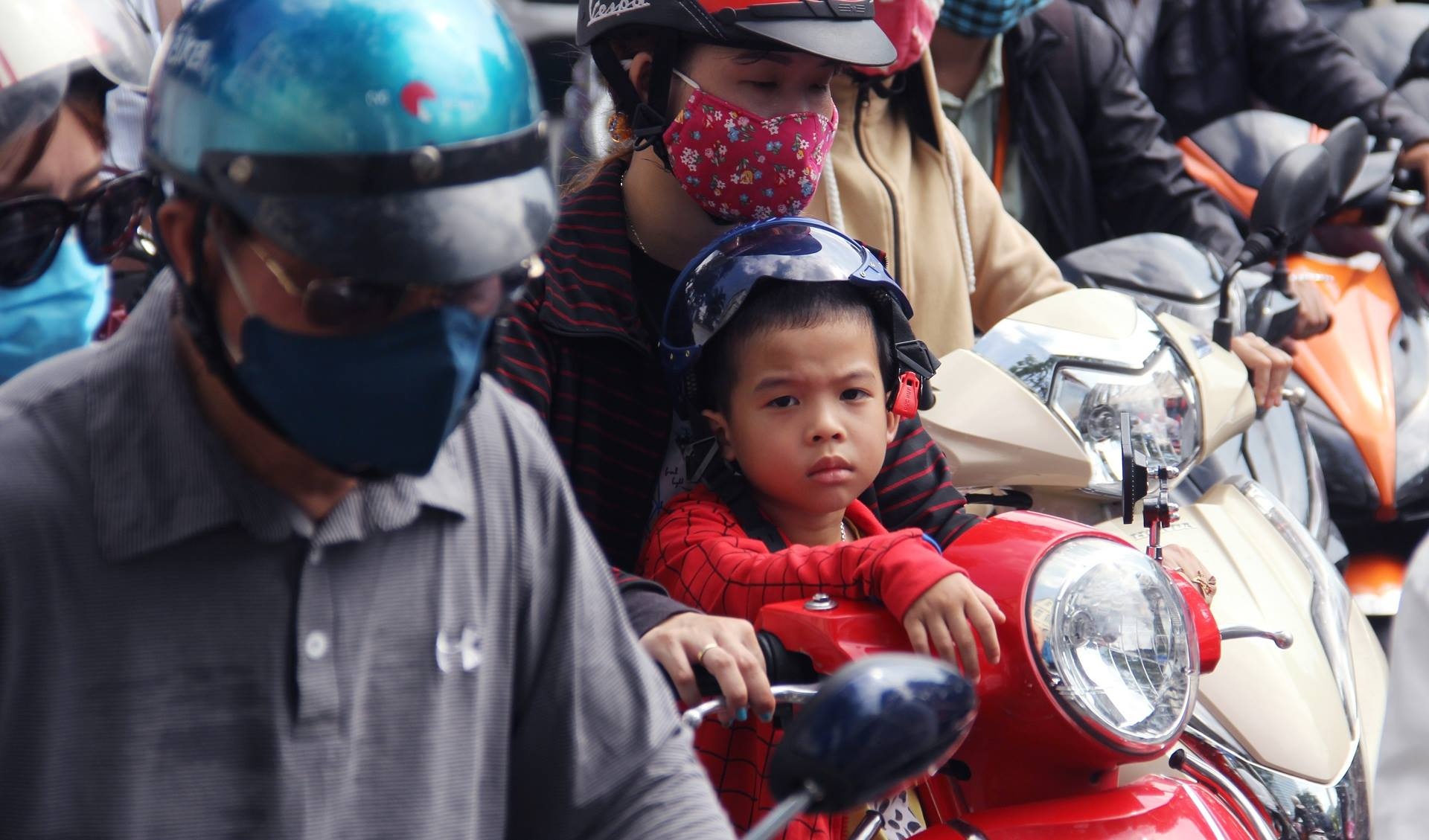 giao thong te liet o sai gon anh 8