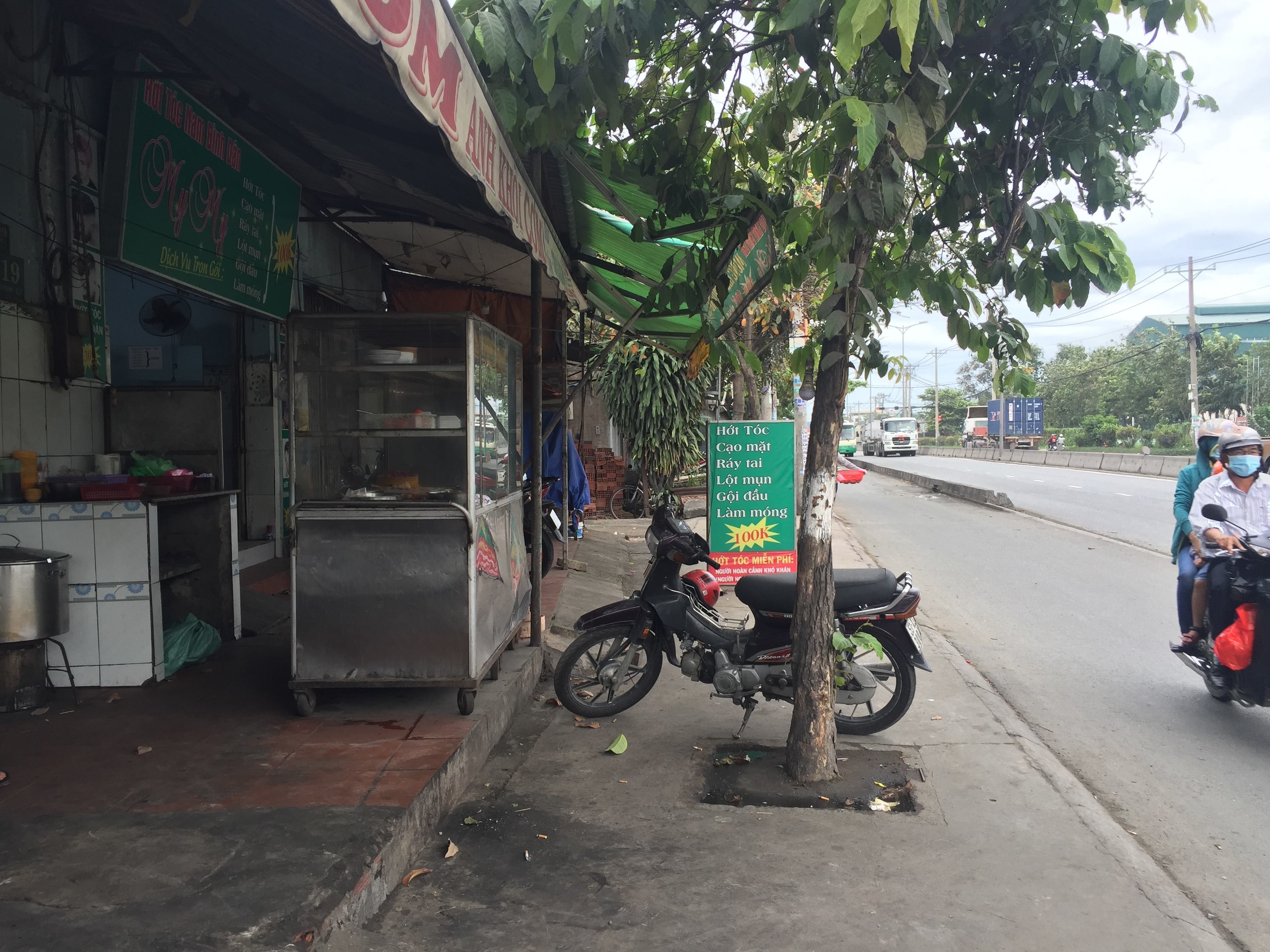 2 người bị chém chết ở sài gòn ảnh 1 2 nguoi bi chem chet o sai gon anh 1