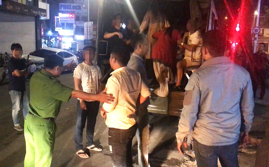 bắt mại dâm ở sài gòn ảnh 1 bat mai dam o sai gon anh 1