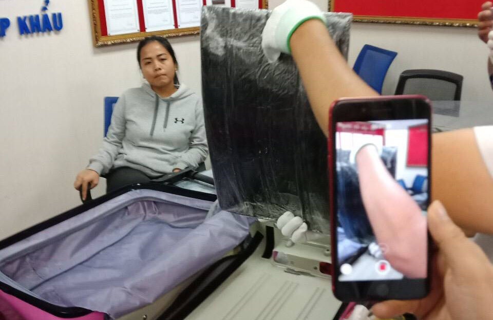 bat ma tuy o tan son nhat anh 2