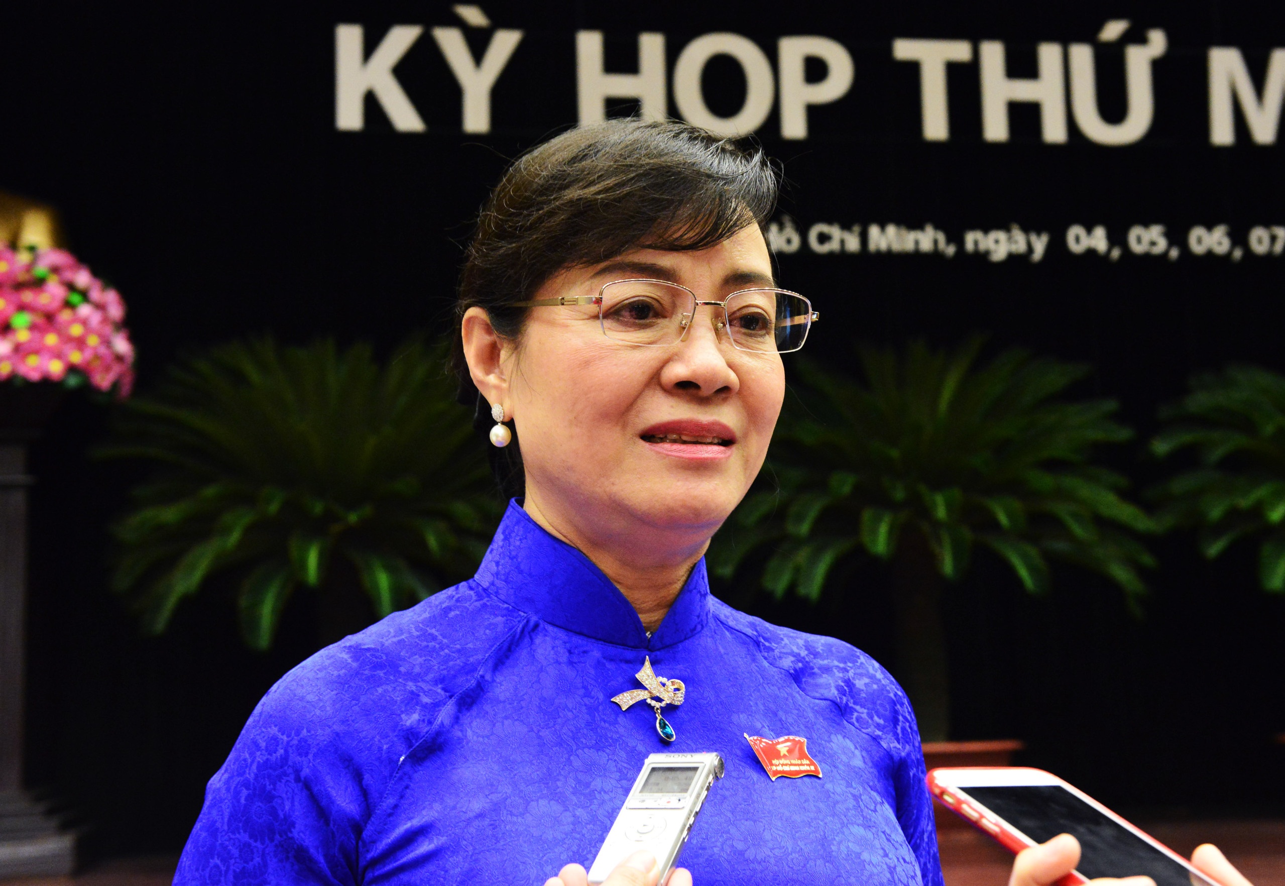 Ba Nguyen Thi Quyet Tam dung thu 2 ve phieu tin nhiem cao hinh anh