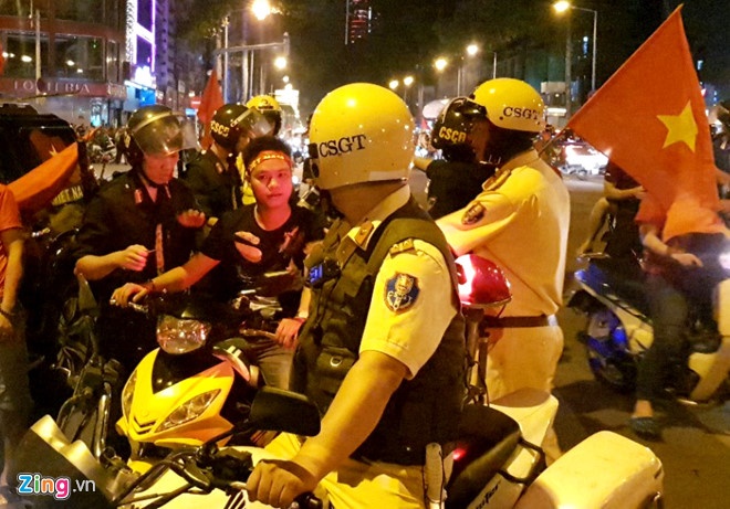 csgt tphcm xử lý đua xe ảnh 2 csgt tphcm xu ly dua xe anh 2