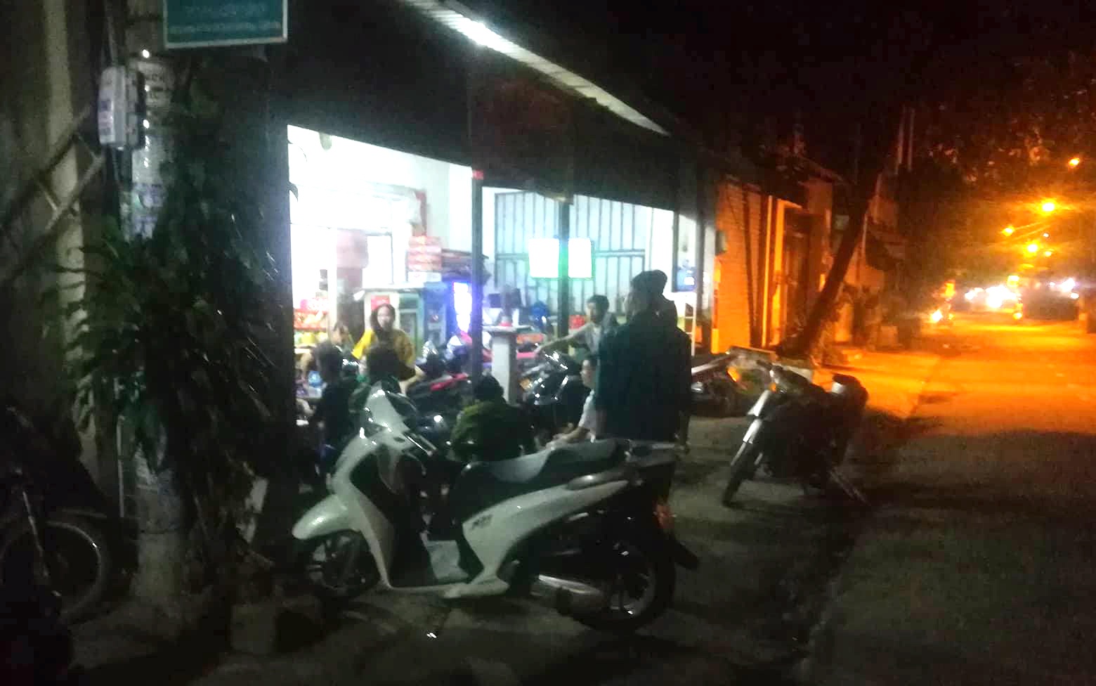 giang hồ truy sát ở sài gòn ảnh 1 giang ho truy sat o sai gon anh 1