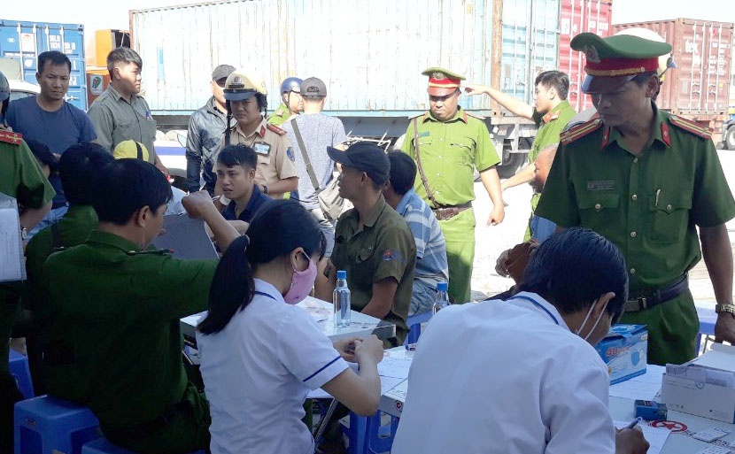 hàng loạt tài xế dương tính ma túy ảnh 1 hang loat tai xe duong tinh ma tuy anh 1
