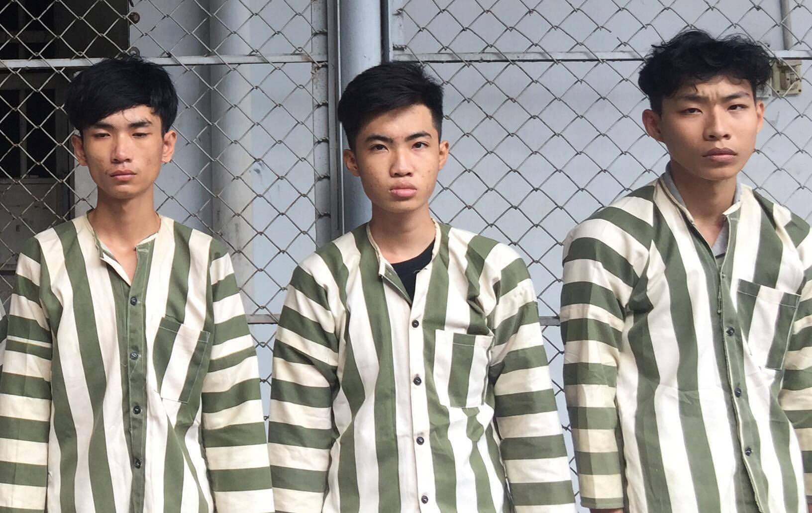 Loi khai cua nhom 10X dan canh cuop tui xach hang hieu o Sai Gon hinh anh