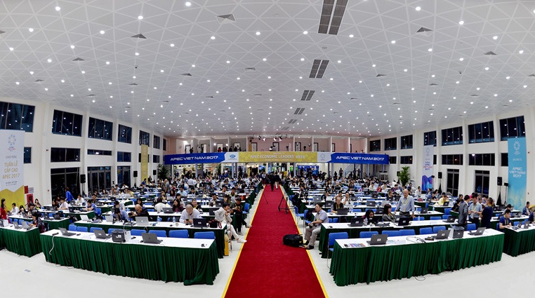 TP.HCM co trung tam bao chi truoc ngay 30/4 hinh anh