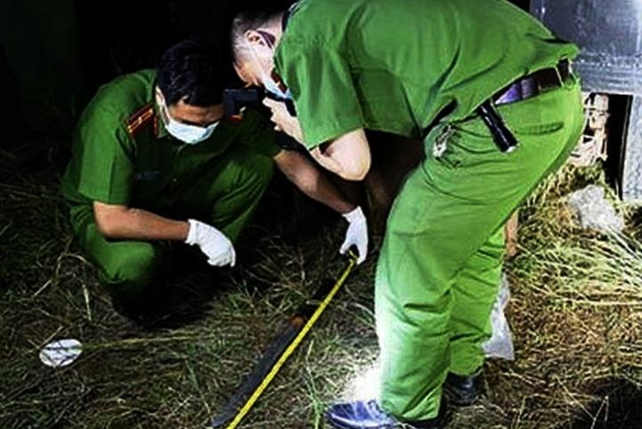 Chua xac dinh nguoi vo phong ve chinh dang khi ha sat ke giet chong hinh anh