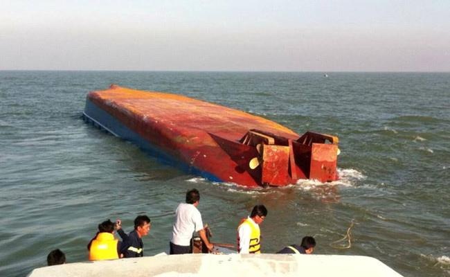 Chim tau nao vet o Can Gio, thuyen truong mat tich hinh anh