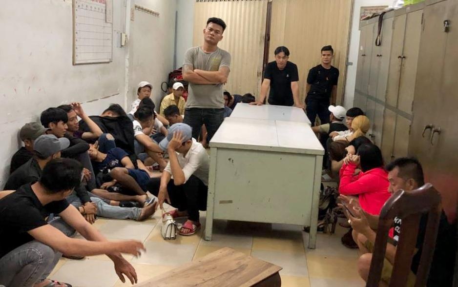 Vũ trường ảnh 1 Vu truong anh 1