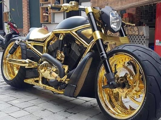 Dan xe 'dat vang' cua Phuc XO chi ma dong, nguon goc mo am hinh anh