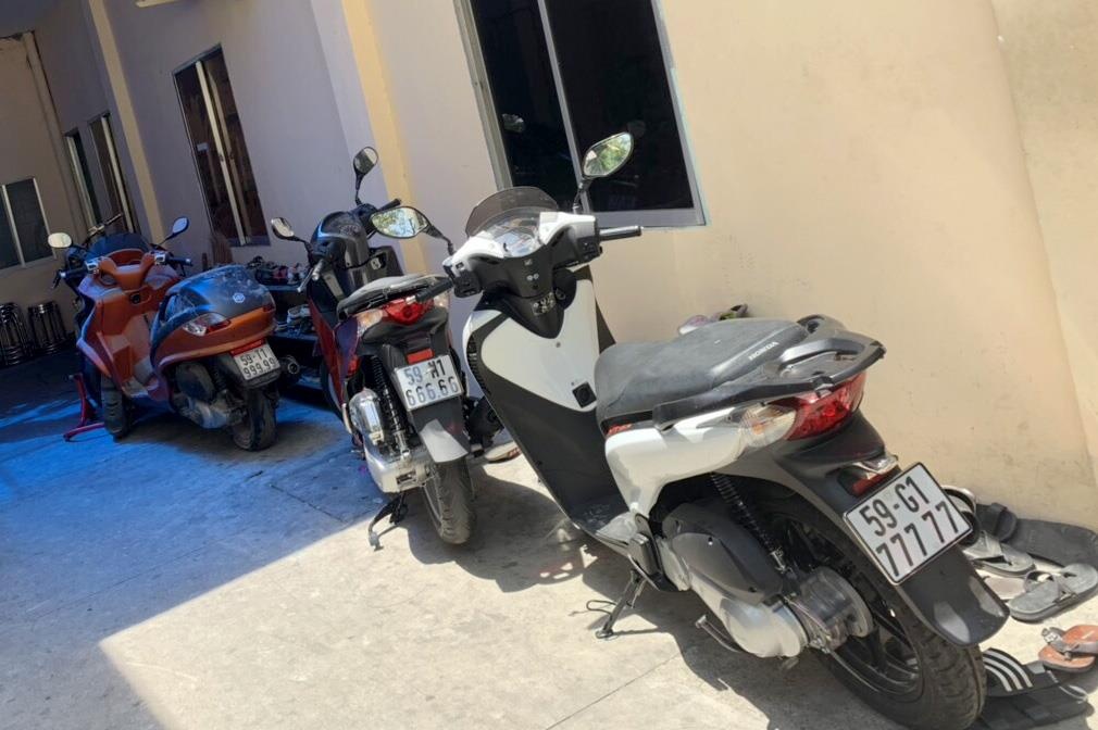 Phúc XO bị bắt ảnh 2 Phuc XO bi bat anh 2