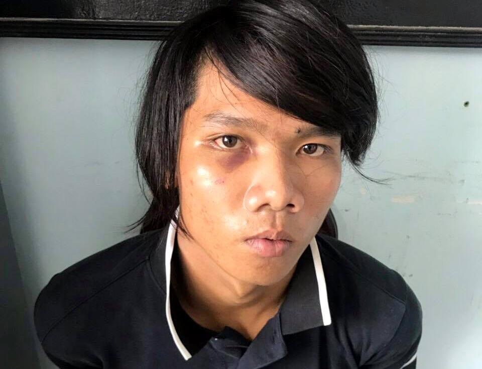 Bat nghi can dam nguoi dan ong guc chet tren xe may o Sai Gon hinh anh