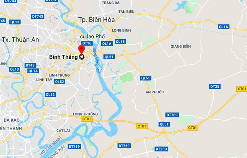 xe ben rơi xuống sông đồng nai ảnh 2 xe ben roi xuong song dong nai anh 2