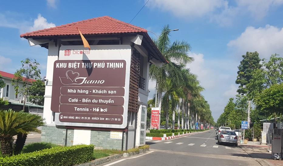 2 thi the nguoi trong khoi be tong anh 1