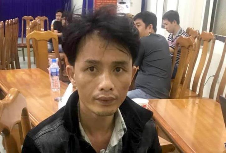 bắt nhóm trộm giả gái mại dâm ảnh 2 bat nhom trom gia gai mai dam anh 2
