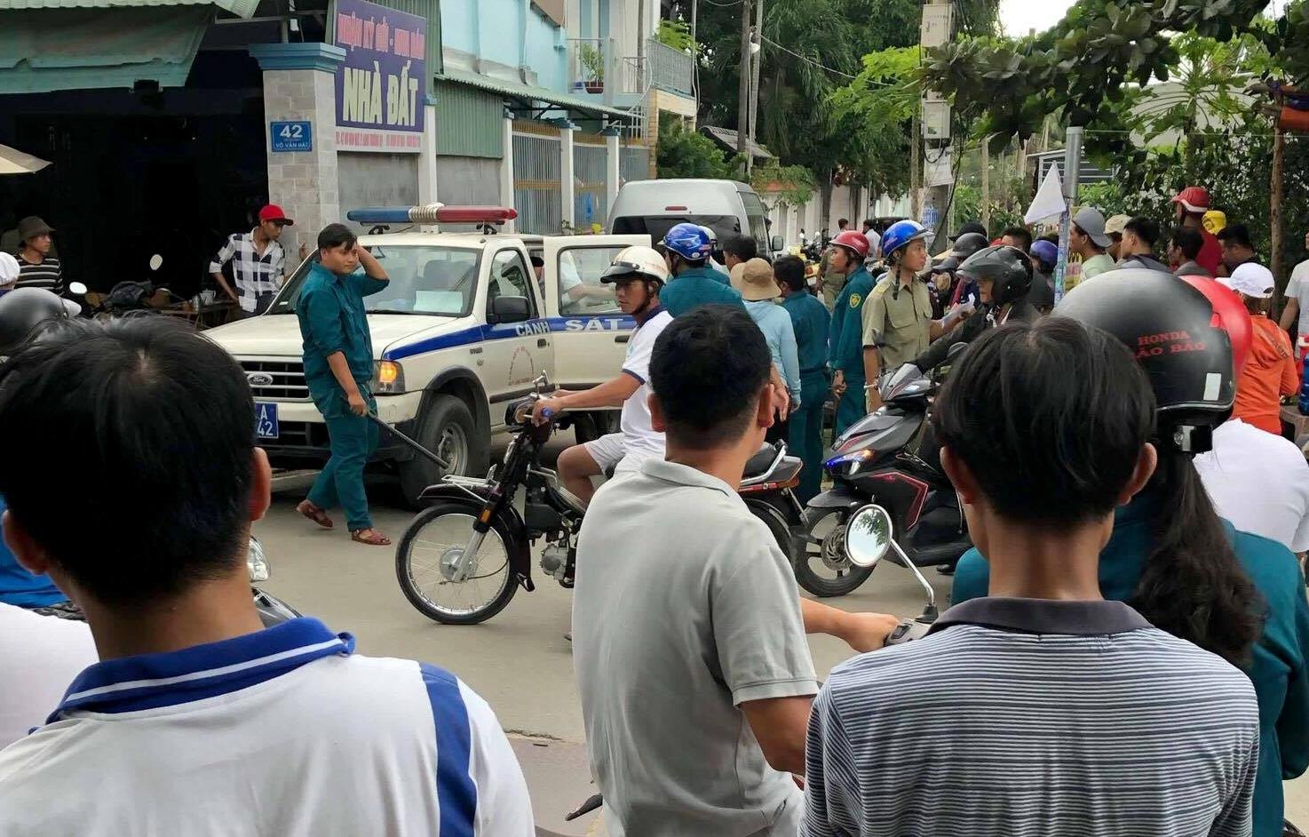 bắt 20 người nước ngoài lừa đảo ảnh 1 bat 20 nguoi nuoc ngoai lua dao anh 1