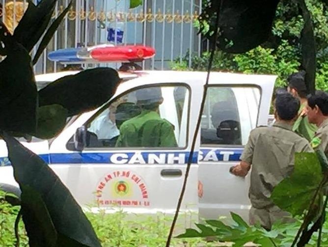 Cong an TP.HCM vay bat hang chuc nguoi nuoc ngoai hoat dong lua dao hinh anh