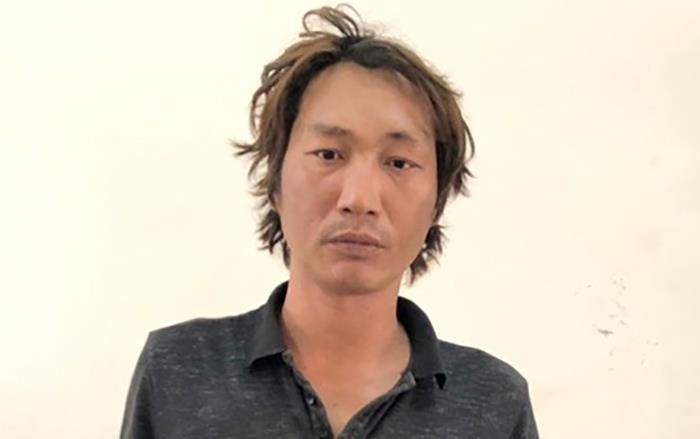 Bat nghi pham danh chet nguoi roi ngu ben xac nan nhan hinh anh