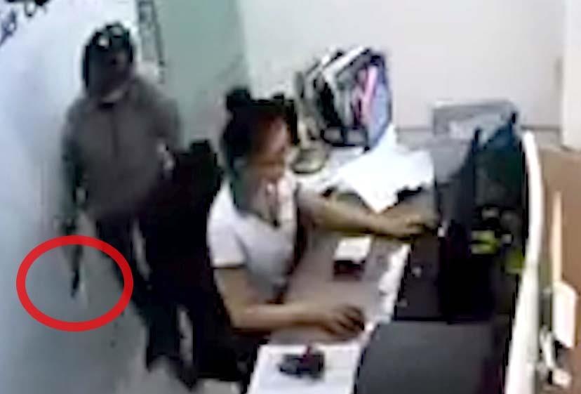 cướp cửa hàng viettel ở sài gòn ảnh 1 cuop cua hang viettel o sai gon anh 1