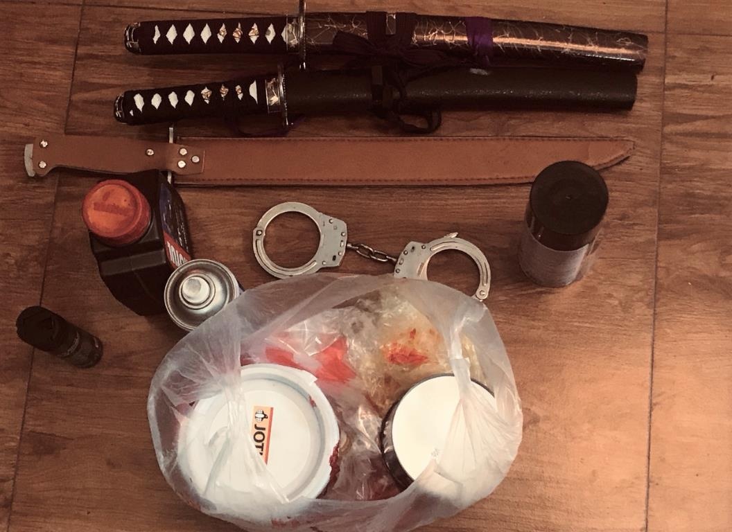 bat nhom tat son quan pho hoa anh 4