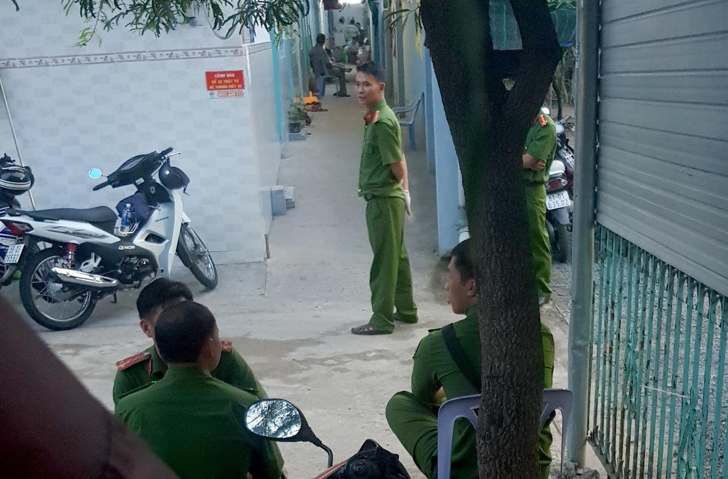 2 cha con chết trong nhà trọ ảnh 1 2 cha con chet trong nha tro anh 1