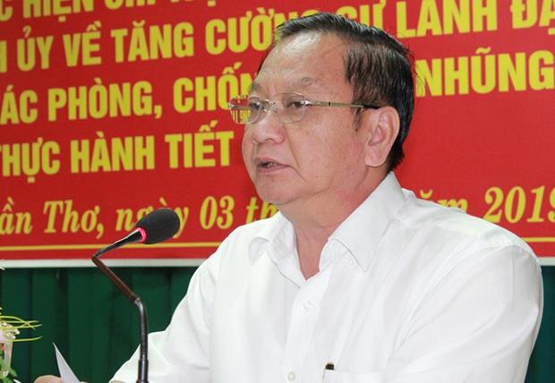 18 Dang vien o Can Tho bi xu ly ky luat vi pham tham nhung hinh anh