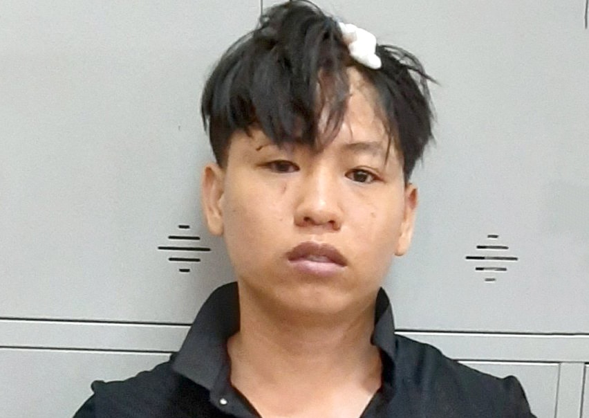 Khoi to them bi can cam dau vu dap pha nha hang o Sai Gon hinh anh