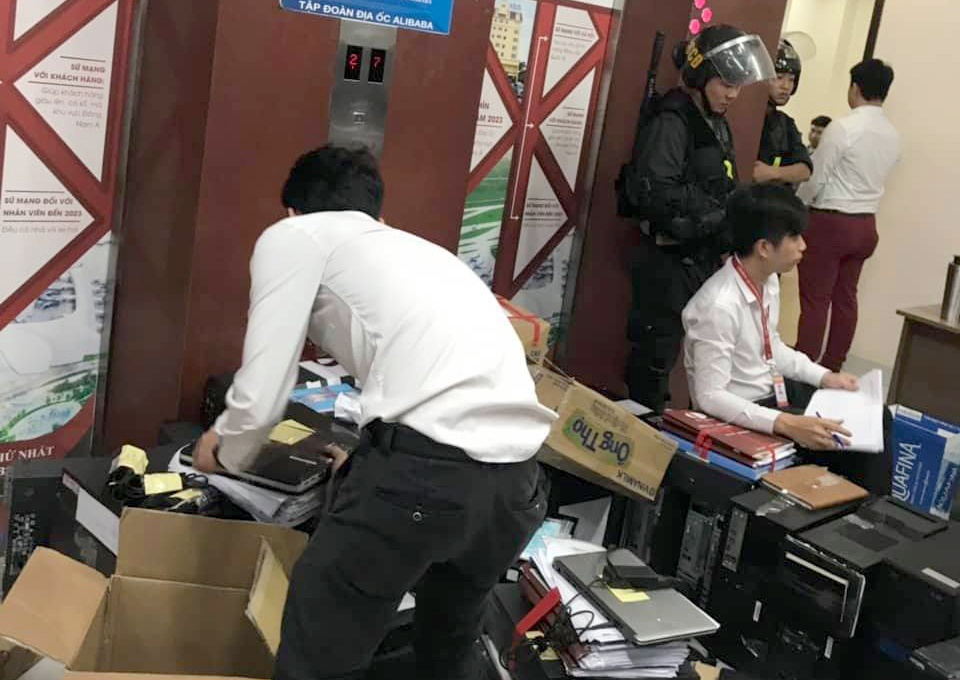 Bắt Tổng giám đốc Alibaba ảnh 2 Bat Tong giam doc Alibaba anh 2