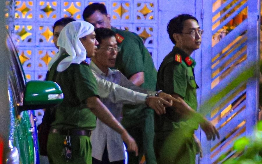 3 gio thuc nghiem dieu tra vu Pho chanh an xam pham noi o nguoi khac hinh anh