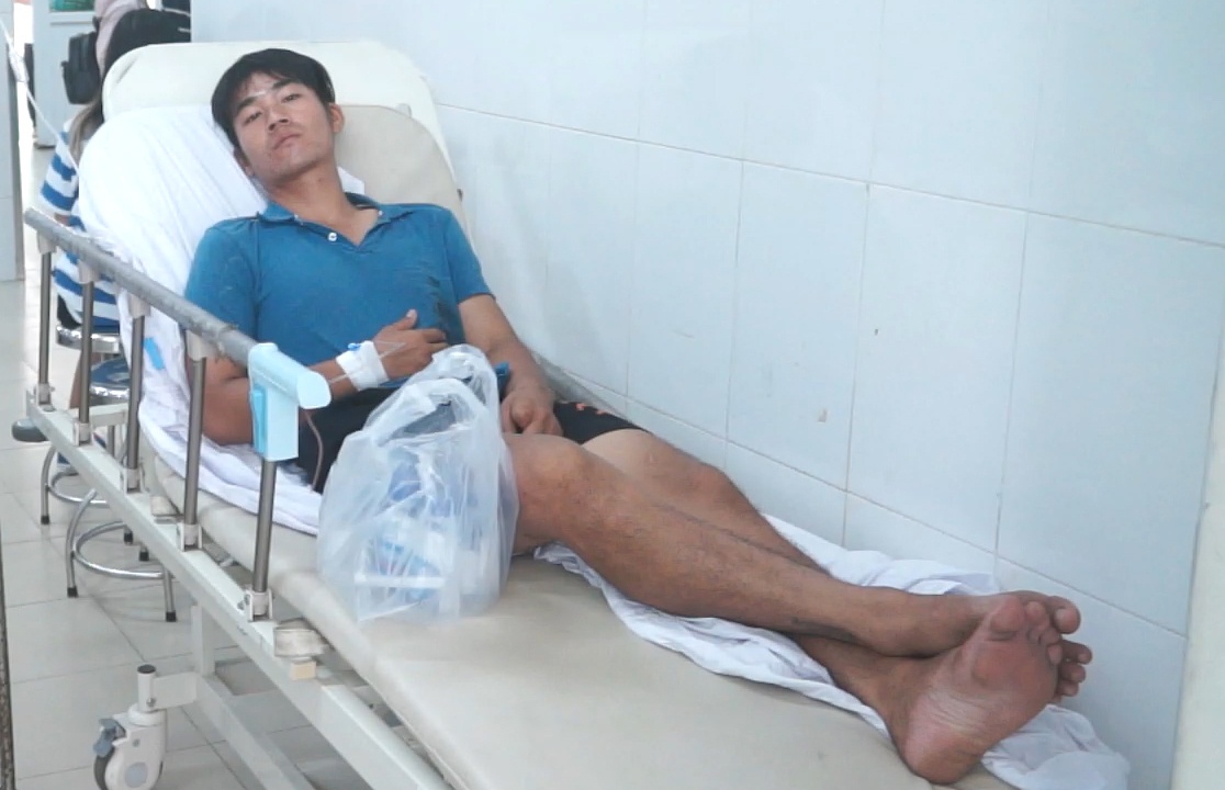 9X bi dam thung phoi khi truy can cuop o TP.HCM hinh anh