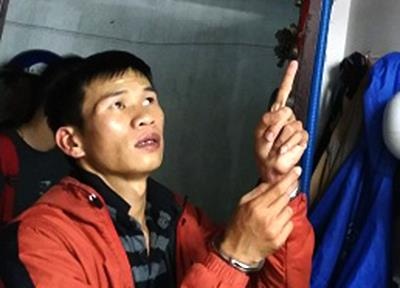 Tai xe trom 3,5 ty cua cong ty cu va dua cho ban gai 2 ty hinh anh