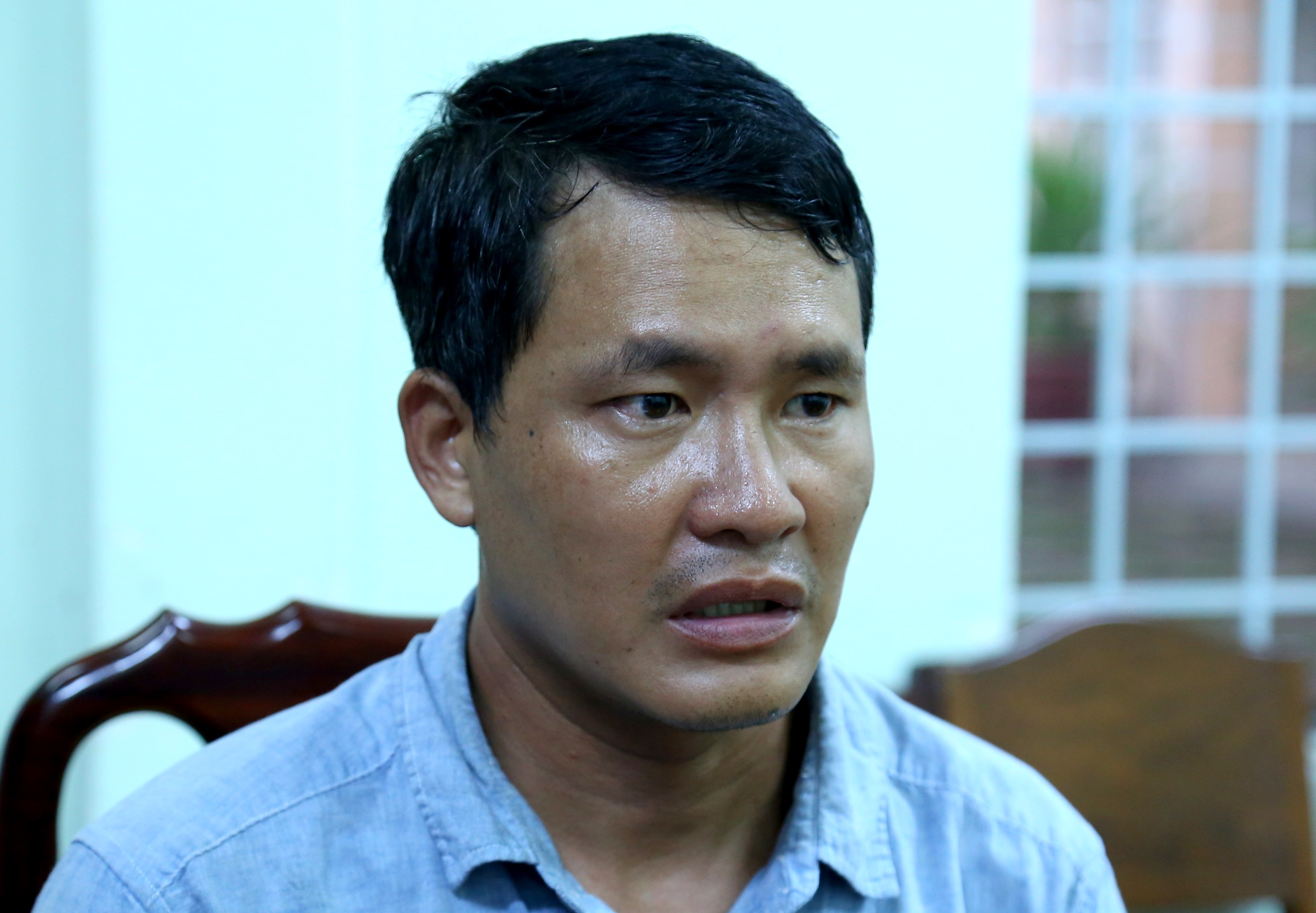 Nghi pham sat hai thanh nien 17 tuoi ra dau thu hinh anh