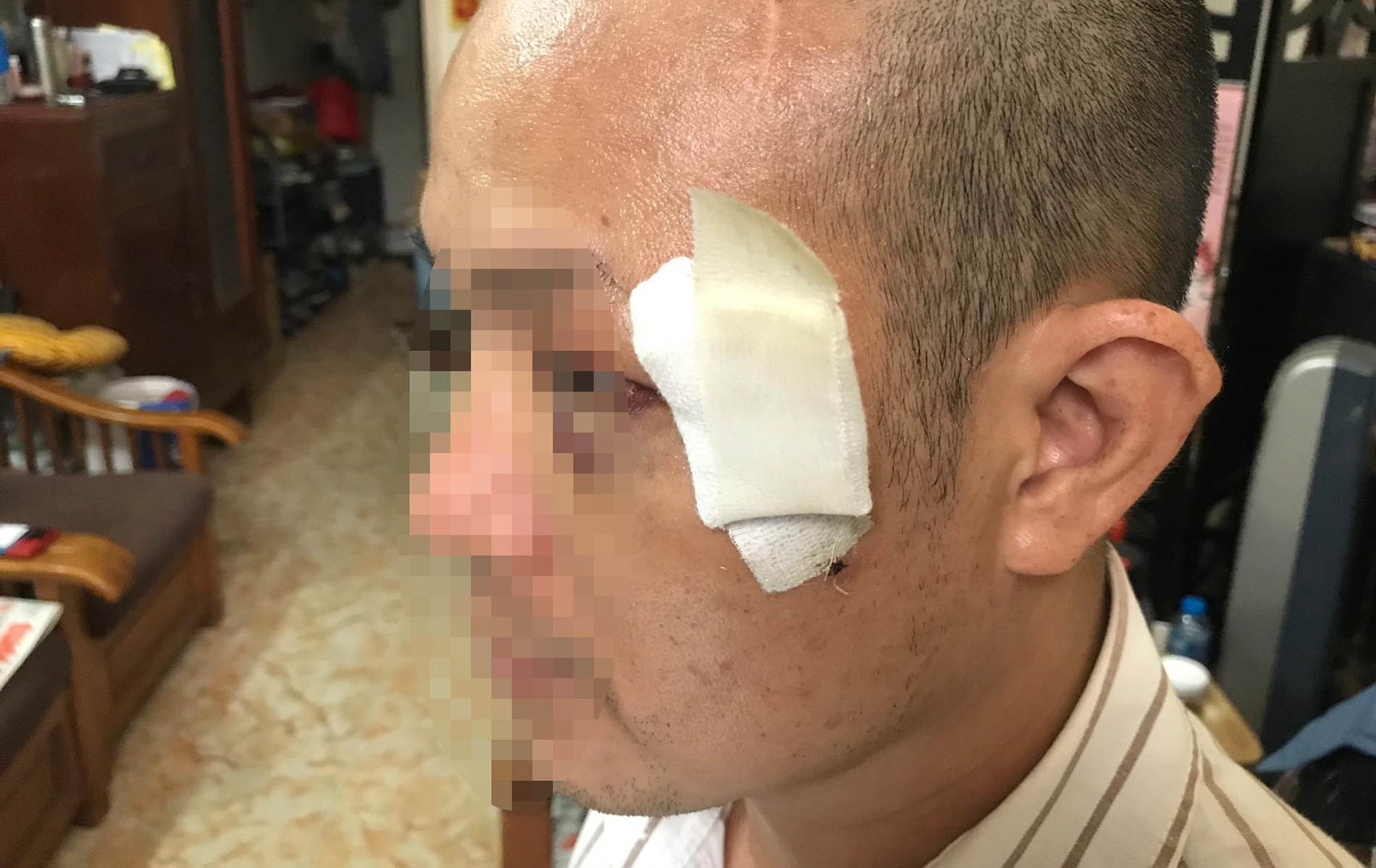 Nan nhan noi gi ve doanh nhan khong che con tin o Landmark? hinh anh